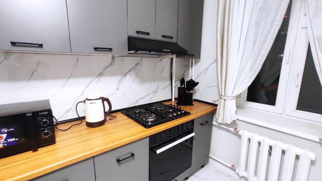 Apartment In Street Toktogula 77 Biszkek Zewnętrze zdjęcie